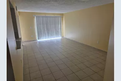 1176 NW 124th Pl #108, Miami, FL 33182 - Photo 9