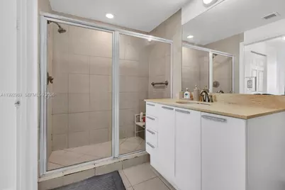 140 S Dixie Hwy #403, Hollywood, FL 33020 - Photo 19