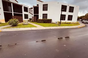 211 Lake Pointe Dr, Oakland Park, FL 33309 - Photo 1