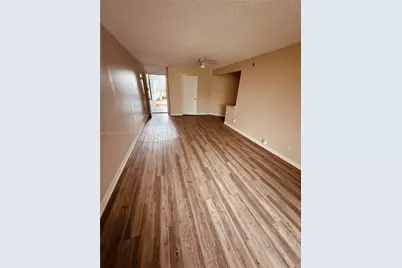 211 Lake Pointe Dr #110, Oakland Park, FL 33309 - Photo 7