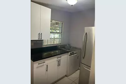 1176 NW 38th St #2, Miami, FL 33127 - Photo 3