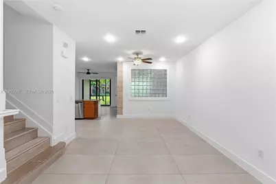 13012 N Riverwalk Cir N, Plantation, FL 33325 - Photo 5