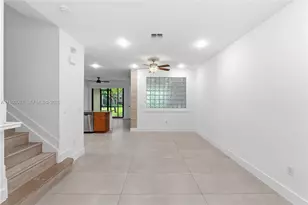 13012 N Riverwalk Cir N, Plantation, FL 33325 - Photo 5