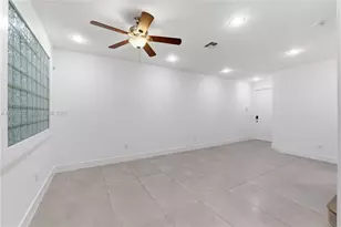 13012 N Riverwalk Cir N, Plantation, FL 33325 - Photo 13