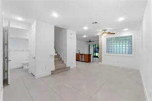 13012 N Riverwalk Cir N, Plantation, FL 33325 - Photo 3