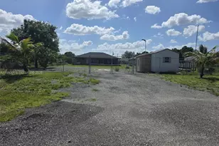 1816 Tomaso Ave, Lehigh Acres, FL 33972 - Photo 49