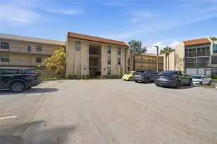 7950 W McNab Rd, Tamarac, FL 33321 - Photo 23