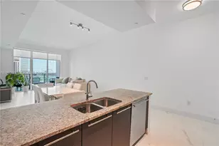 950 Brickell Bay Dr, Miami, FL 33131 - Photo 5