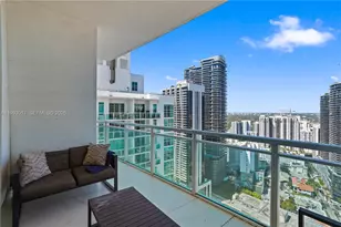 950 Brickell Bay Dr, Miami, FL 33131 - Photo 21