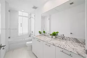 950 Brickell Bay Dr, Miami, FL 33131 - Photo 17