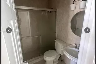 1755 Venice Ln, North Miami, FL 33181 - Photo 9