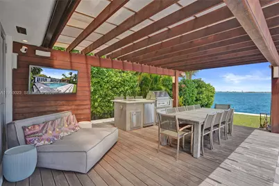 9301 N Bayshore Dr, Miami Shores, FL 33138 - Photo 47
