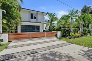9301 N Bayshore Dr, Miami Shores, FL 33138 - Photo 89