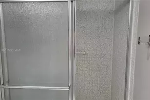 3401 N Country Club Dr, Aventura, FL 33180 - Photo 33