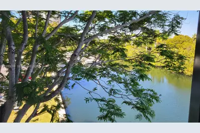 3401 N Country Club Dr #402, Aventura, FL 33180 - Photo 5