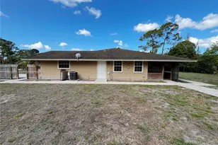 13587 N 77th Pl N, Unincorporated Palm Beach County, FL 33412 - Photo 11