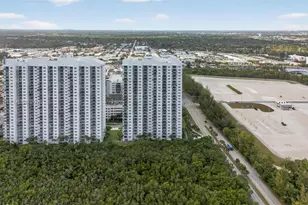 15051 Royal Oaks Ln, North Miami, FL 33181 - Photo 47