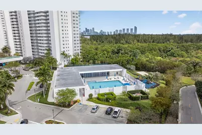 15051 Royal Oaks Ln #2406, North Miami, FL 33181 - Photo 43