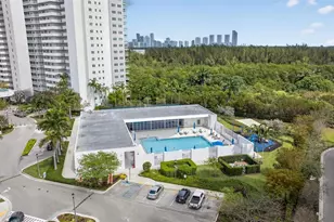 15051 Royal Oaks Ln, North Miami, FL 33181 - Photo 43