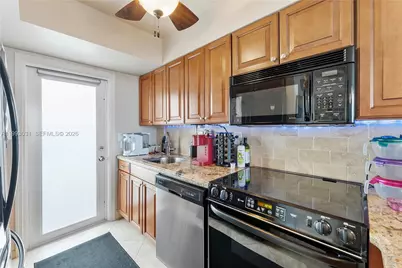 333 NE 21st Ave #608, Deerfield Beach, FL 33441 - Photo 27