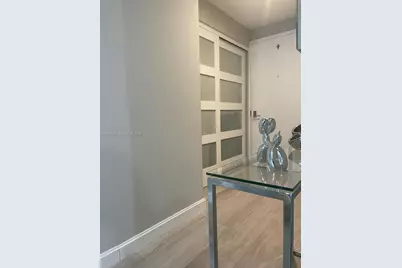 55 SW 9th St #3004, Miami, FL 33130 - Photo 11