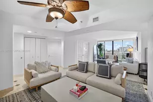 1000 Island Blvd, Aventura, FL 33160 - Photo 9