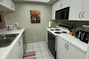 627 Waterside Dr, Hypoluxo, FL 33462 - Photo 11