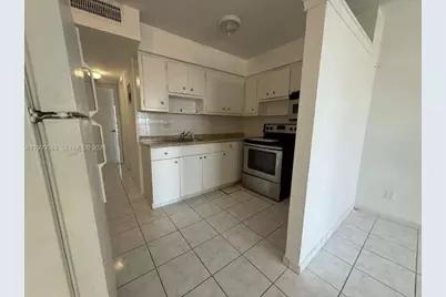 7917 West Dr #7, North Bay Village, FL 33141 - Photo 5