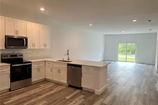 10087 Amicola St, Port Charlotte, FL 33981 - Photo 3