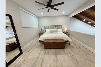 1490 NW 113th Way, Pembroke Pines, FL 33026 - Photo 17