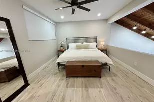 1490 NW 113th Way, Pembroke Pines, FL 33026 - Photo 17