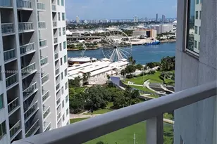 253 NE 2nd St, Miami, FL 33132 - Photo 17