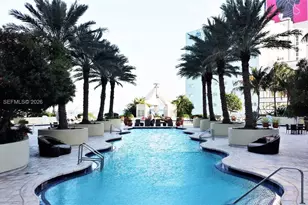 253 NE 2nd St, Miami, FL 33132 - Photo 29