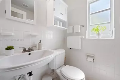 750 Espanola Way #4, Miami Beach, FL 33139 - Photo 15