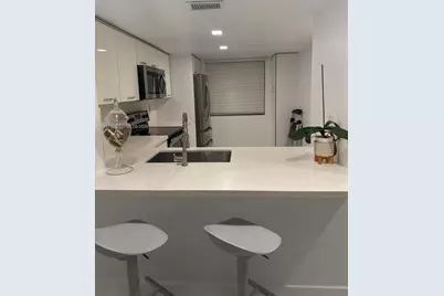 10000 NW 9th St Cir #11, Miami, FL 33172 - Photo 3