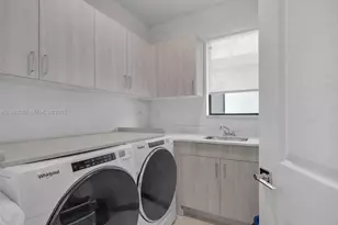 8019 NW 46th Terrace, Doral, FL 33166 - Photo 29