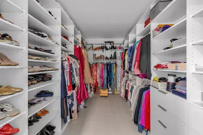 8019 NW 46th Ter, Doral, FL 33166 - Photo 17