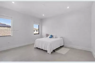 8019 NW 46th Ter, Doral, FL 33166 - Photo 23