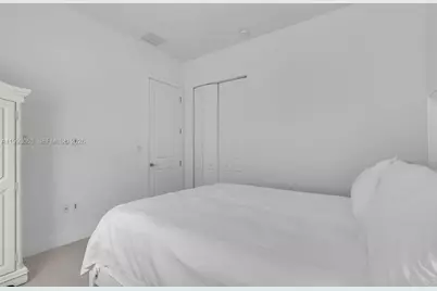 8019 NW 46th Ter, Doral, FL 33166 - Photo 27