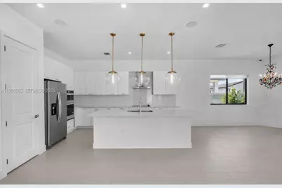 8019 NW 46th Ter, Doral, FL 33166 - Photo 3