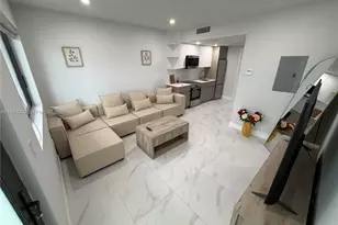 944 Jefferson Ave, Miami Beach, FL 33139 - Photo 1