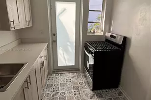 8530 Crespi Blvd, Miami Beach, FL 33141 - Photo 7