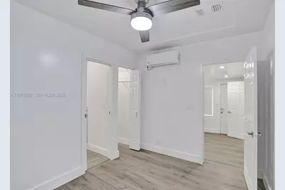 4326 NW 4th St, Miami, FL 33126 - Photo 39