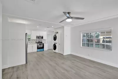 4326 NW 4th St, Miami, FL 33126 - Photo 5