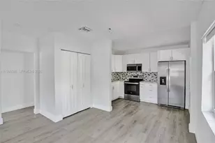 4326 NW 4th St, Miami, FL 33126 - Photo 45