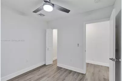 4326 NW 4th St, Miami, FL 33126 - Photo 25