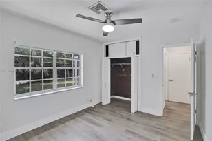 4326 NW 4th St, Miami, FL 33126 - Photo 29