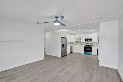 4326 NW 4th St, Miami, FL 33126 - Photo 7
