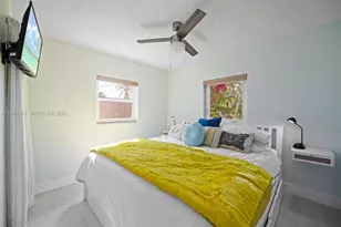 350 NE 59th St, Oakland Park, FL 33334 - Photo 13