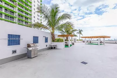 1750 N Bayshore Dr #2401, Miami, FL 33132 - Photo 35